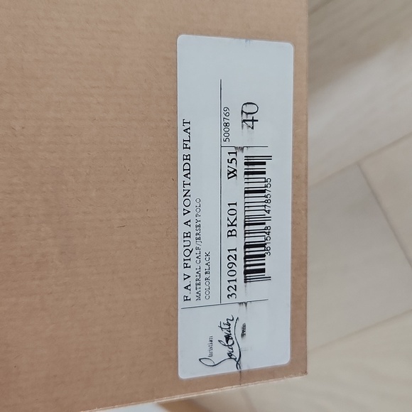 Louboutin FAV size 40 - Picture 4 of 5